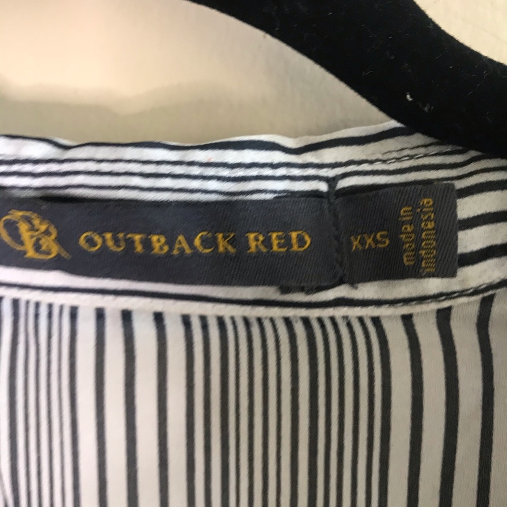 Outback red button down blouse - Picture 2 of 4
